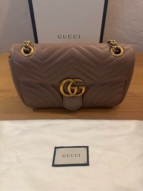 Gucci Marmont Quilted Shoulder Bag in Taupe